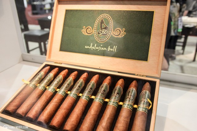 La Flor Dominicana Andalusian Bull: A Unique Blend of Artistry and Flavor