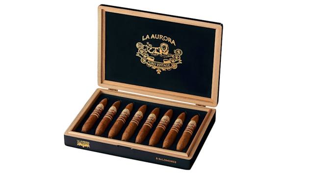 La Aurora Puro Vintage 2014: A Timeless Tradition in Cigar Craftsmanship