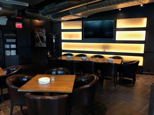 A Visit to Churchill’s Cigar Bar and Bistro: An Unforgettable Experience in Grosse Pointe, Michigan