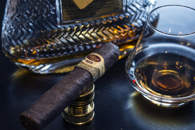 Cheap cigars vs expensive cigars: how to instantly tell the difference without seeing the price tag